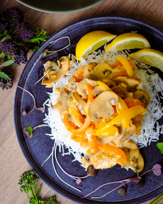 Mushroom & Bell Pepper Stroganoff